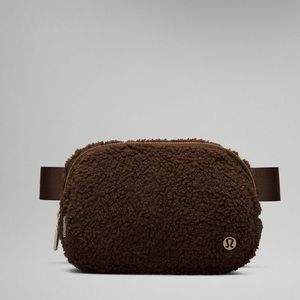 Lululemon Fleece Belt Bag Earth Brown / Gold